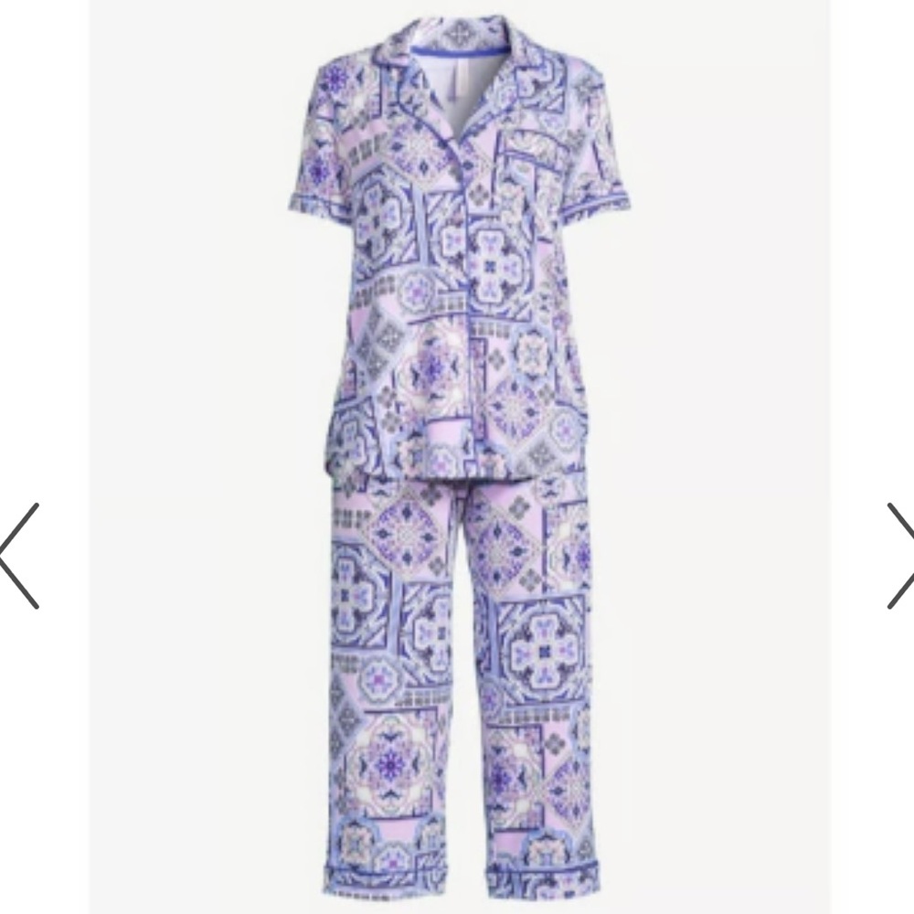 Joyspun 3X Paisley Women's Notch Collar Top and Capris Sleep Set